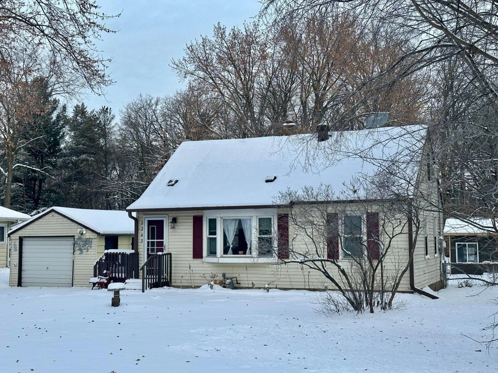 2243 Lambert Avenue, Mounds View