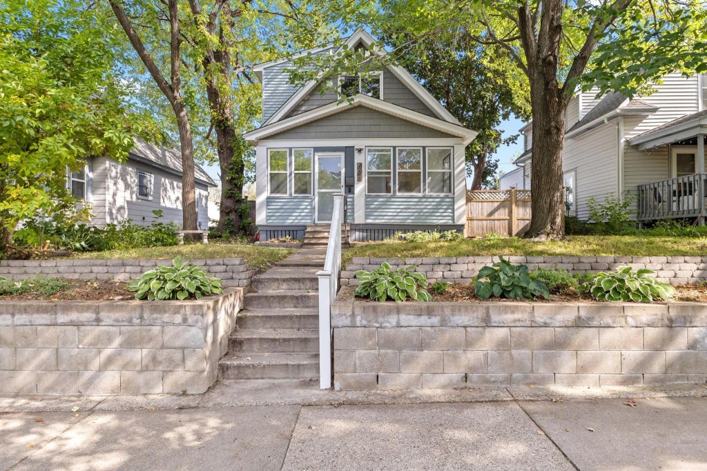 606 Cromwell Avenue, Saint Paul