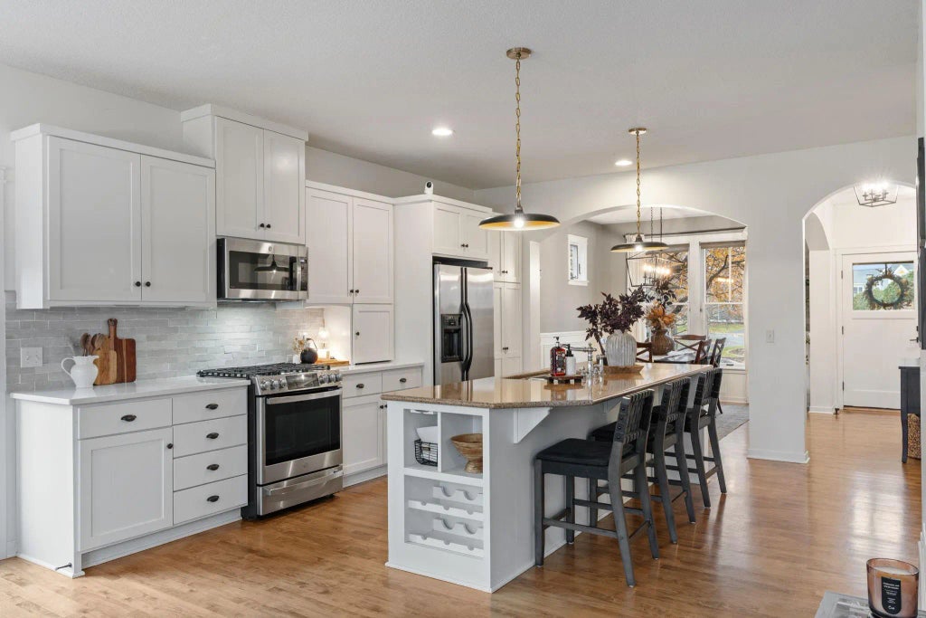 14118 Jardin Avenue N, Hugo