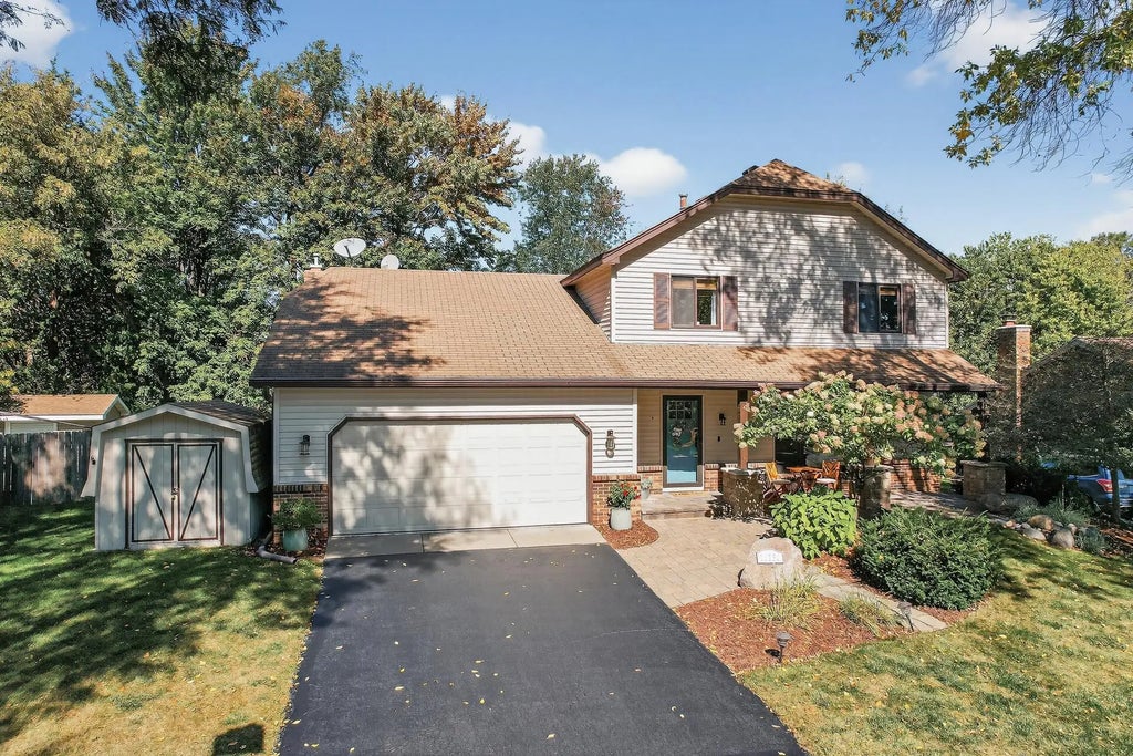 11730 51st Avenue N, Plymouth