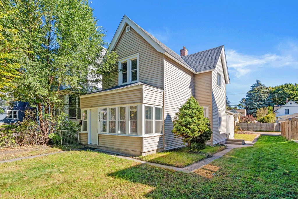 1098 Woodbridge Street, Saint Paul