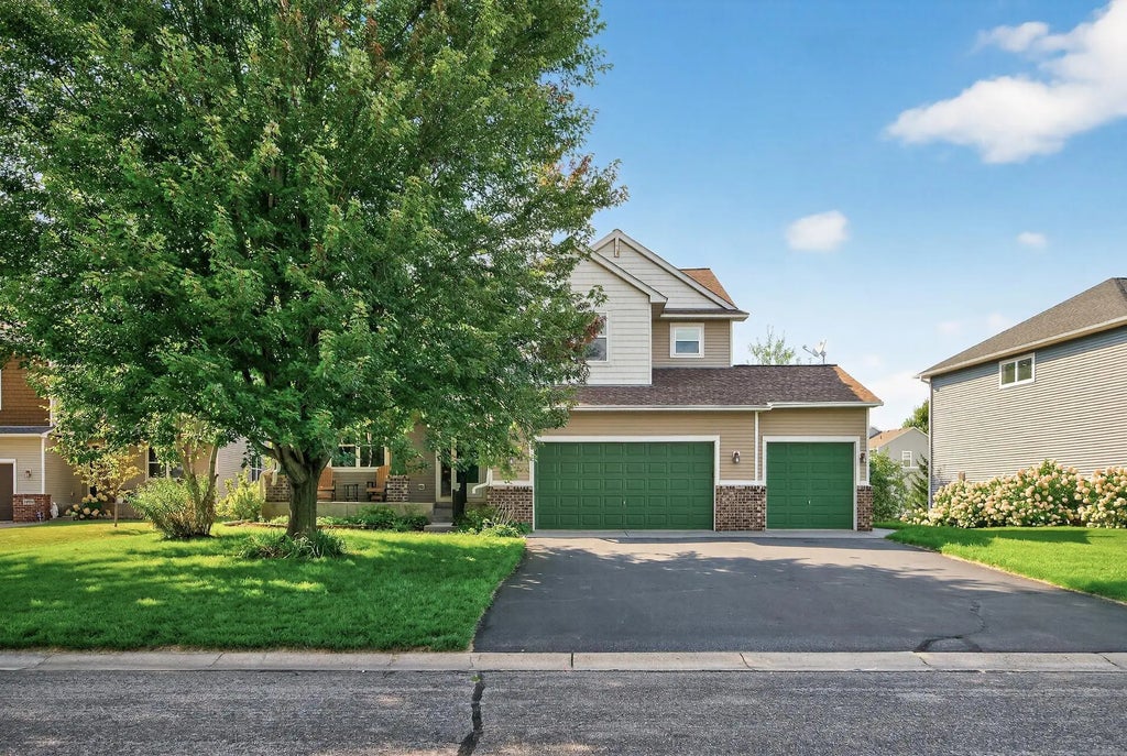 16042 Iodine Street, Ramsey