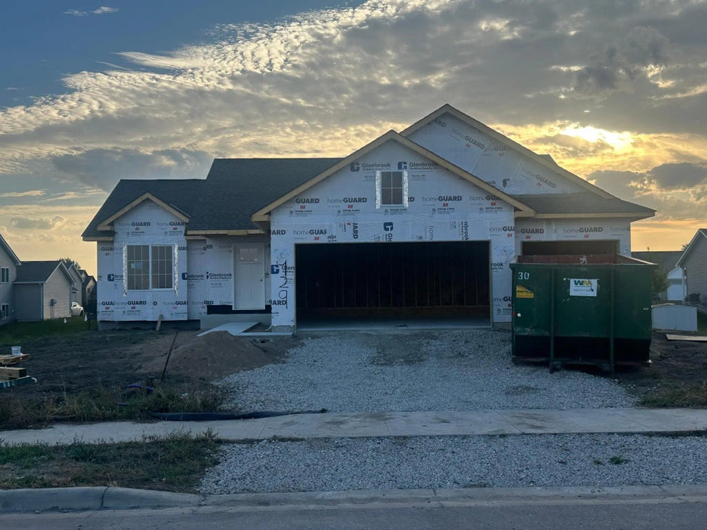 929 Prestwick Drive, Belle Plaine