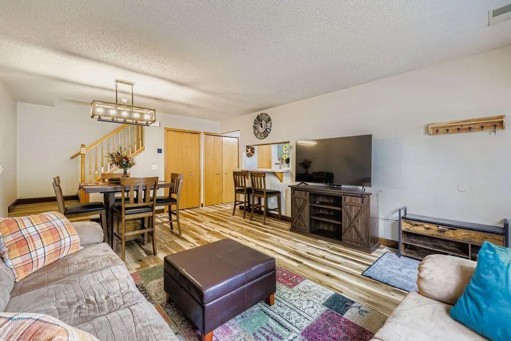 1830 121st Lane Nw 611, Coon Rapids