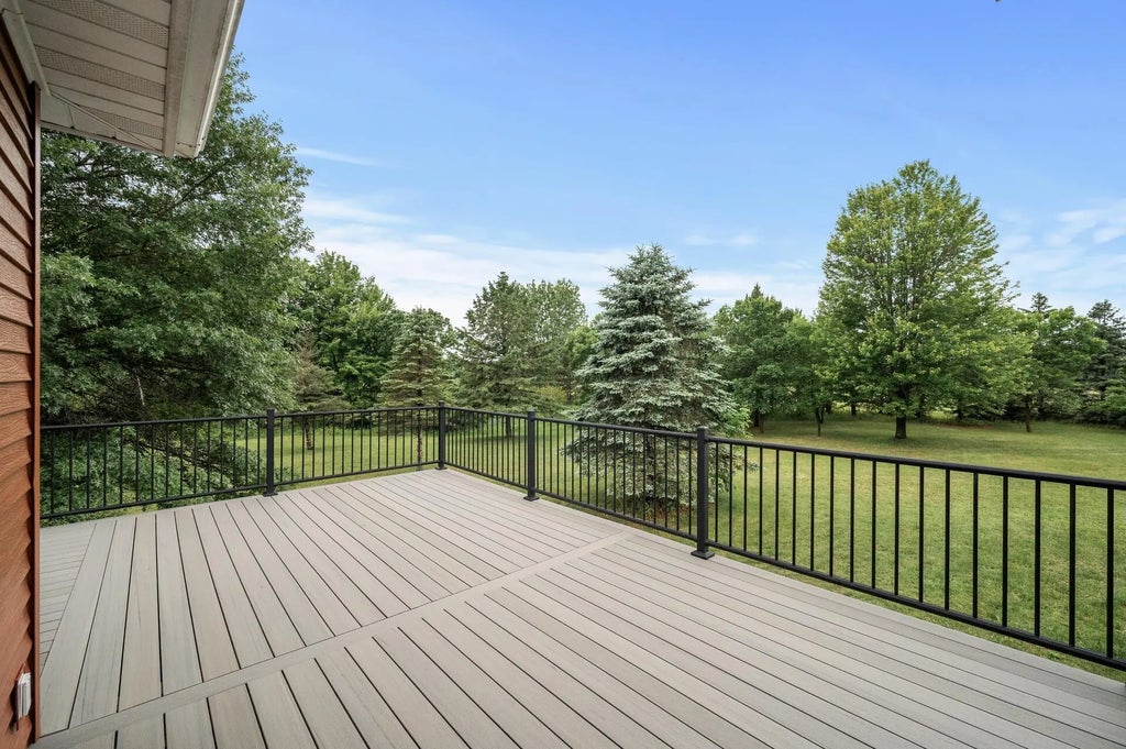 2801 263rd Avenue Ne, Isanti