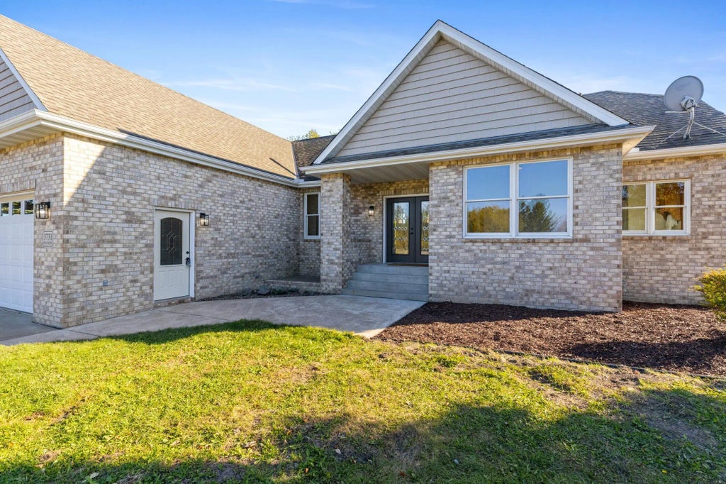 3731 Rush Lake Road, Chisago City