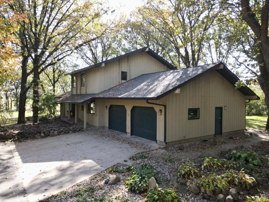 13689 Knob Hill Road, Wadena Twp