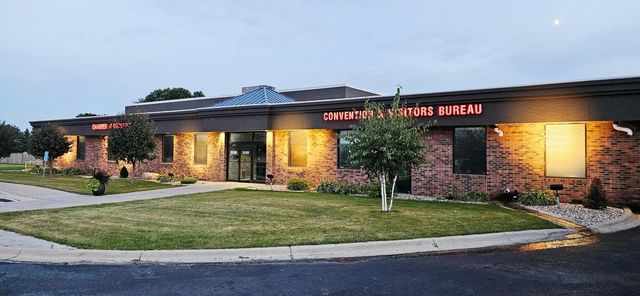 2104 12 Highway E, Willmar