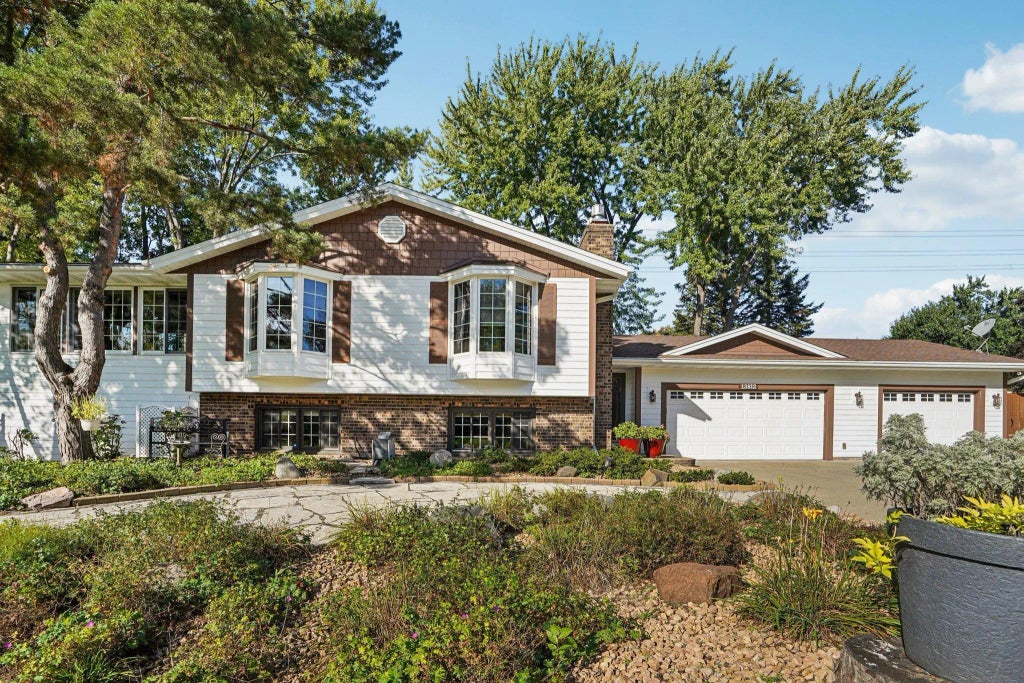 13812 High Drive, Burnsville