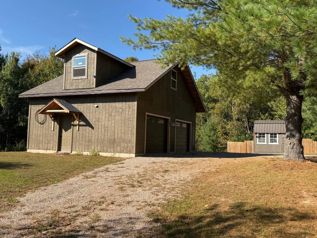 W8578 Sand Road, Bashaw Twp