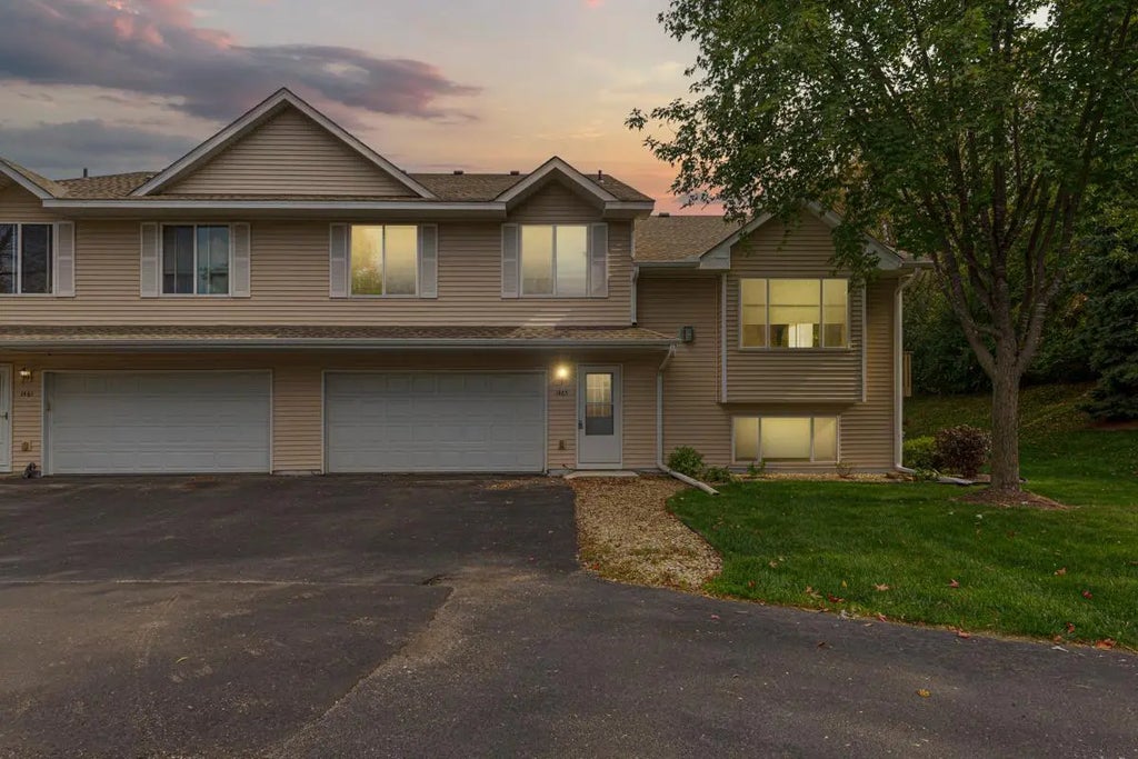 1465 S Trail Circle, Faribault