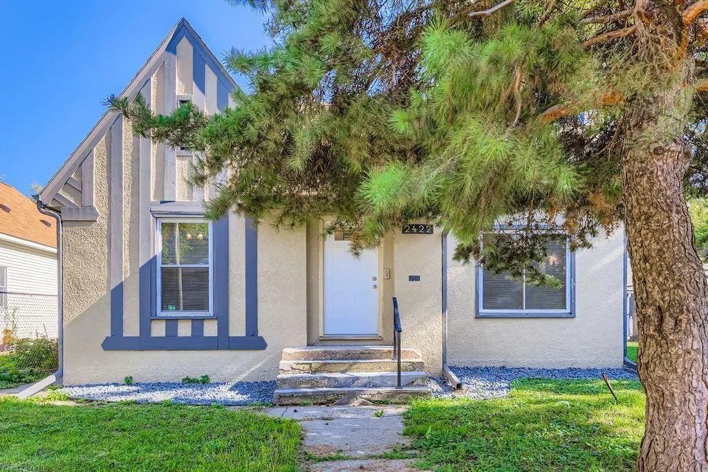 2422 Logan Avenue N, Minneapolis