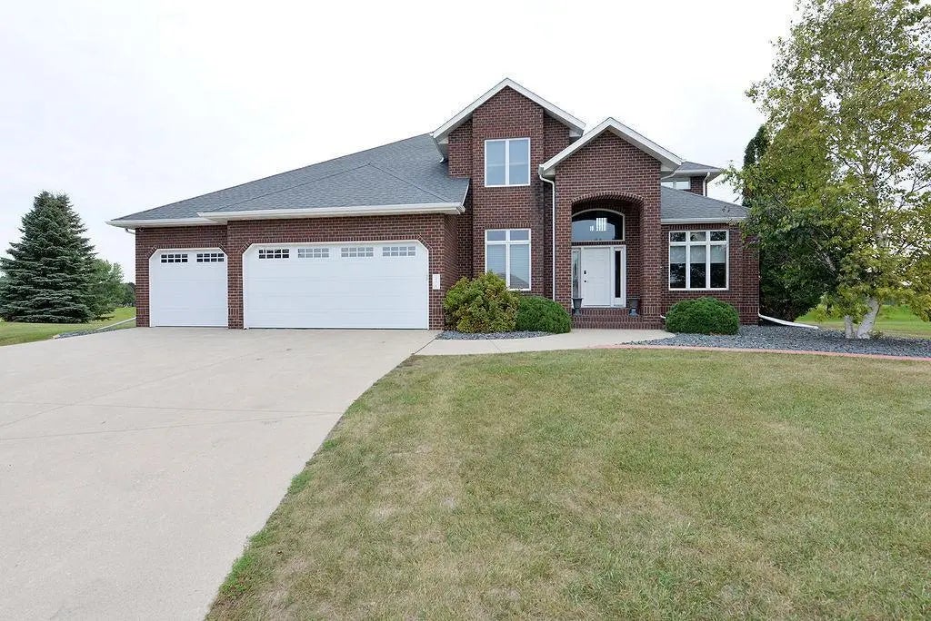 3516 Westmoor Circle, Moorhead