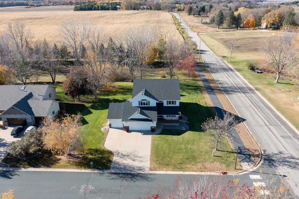 500 Chatfield Lane, Belle Plaine