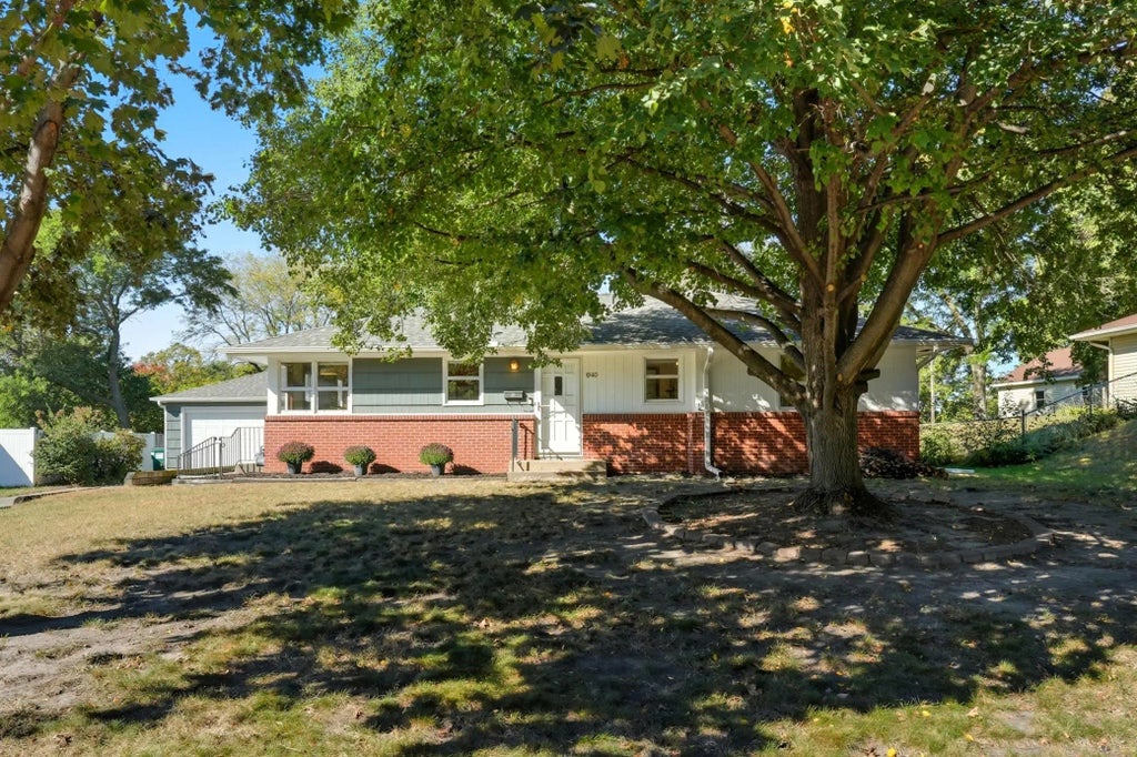 8140 Abbott Avenue S, Bloomington