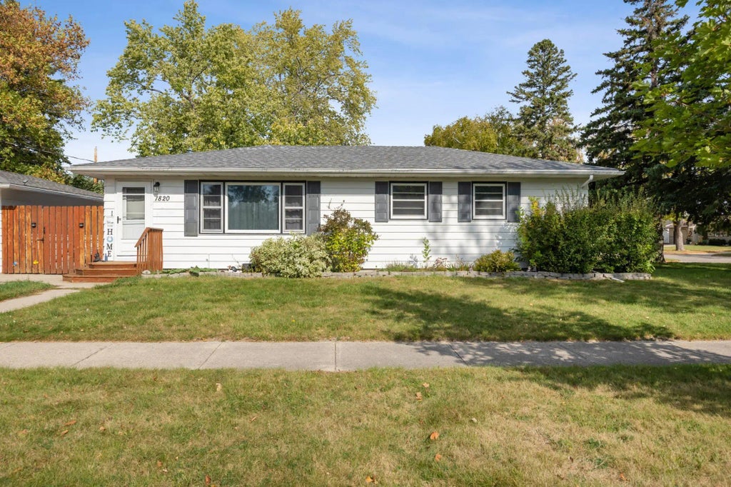 1820 18th Avenue S, Moorhead