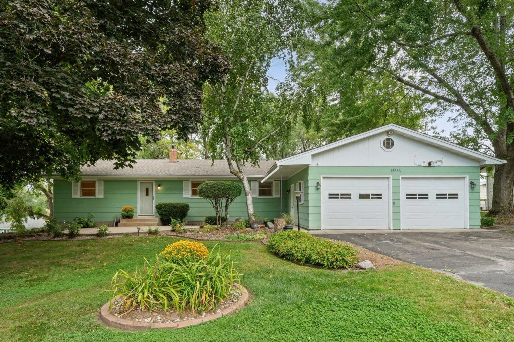 15563-s Ridgemont Avenue Se, Prior Lake