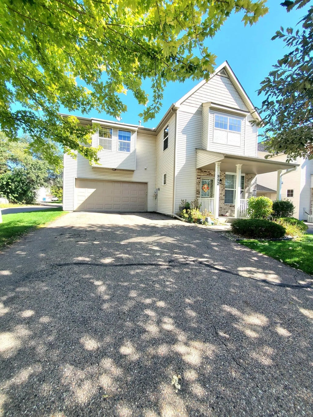 952 Conner Street, Chaska