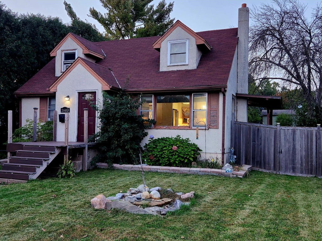 2603 17th Avenue E, North Saint Paul