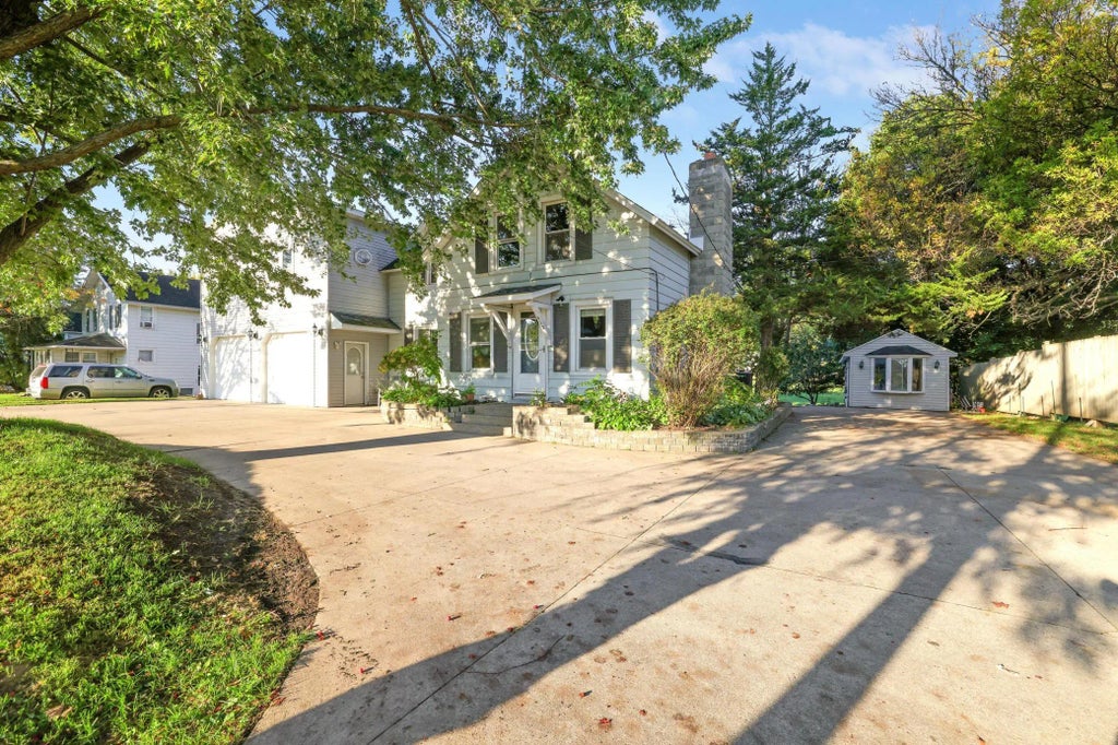 412 Prairie Avenue, Faribault