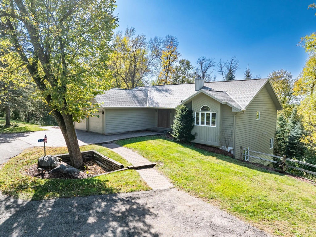 233 Basswood Trail, Glenwood Twp
