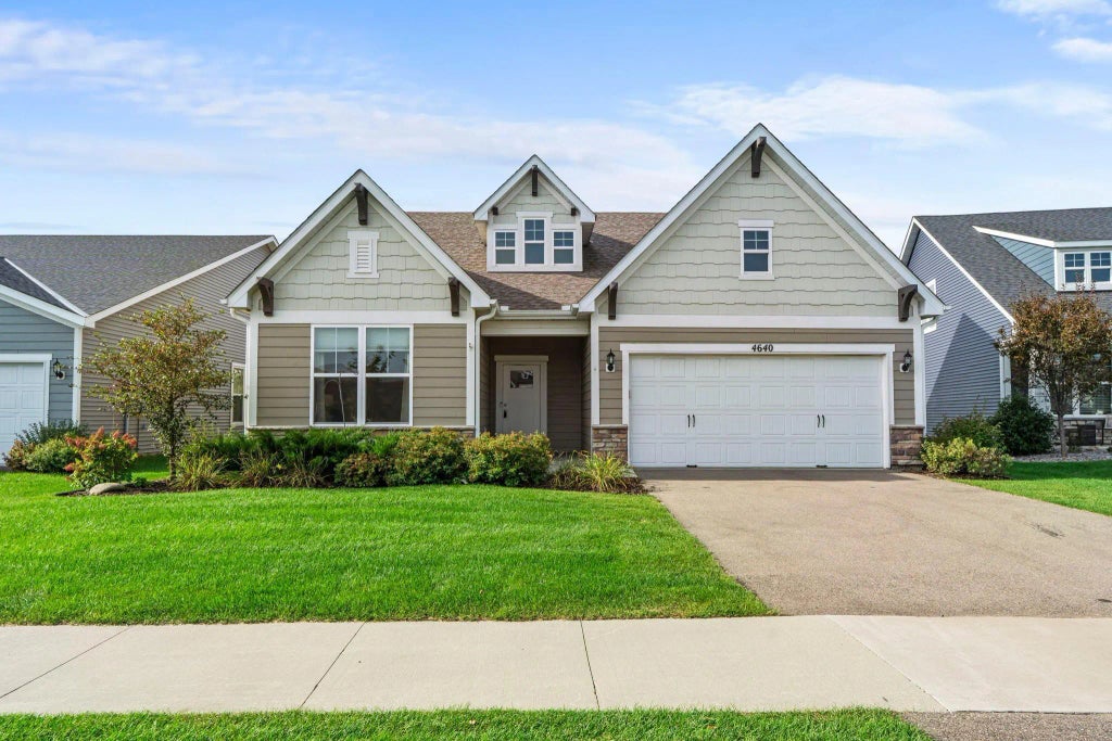 4640 Schilling Way, Woodbury