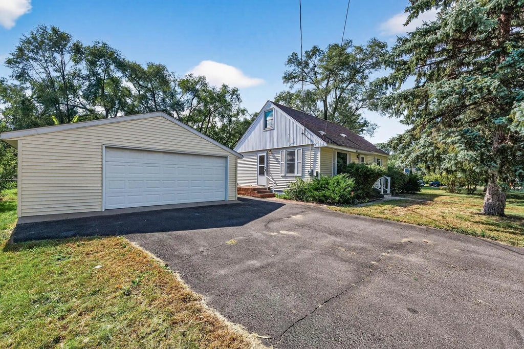 151 E 84th Street, Bloomington