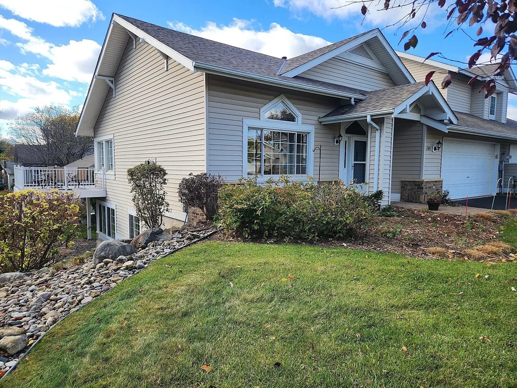 2883 Devonshire Place, Woodbury