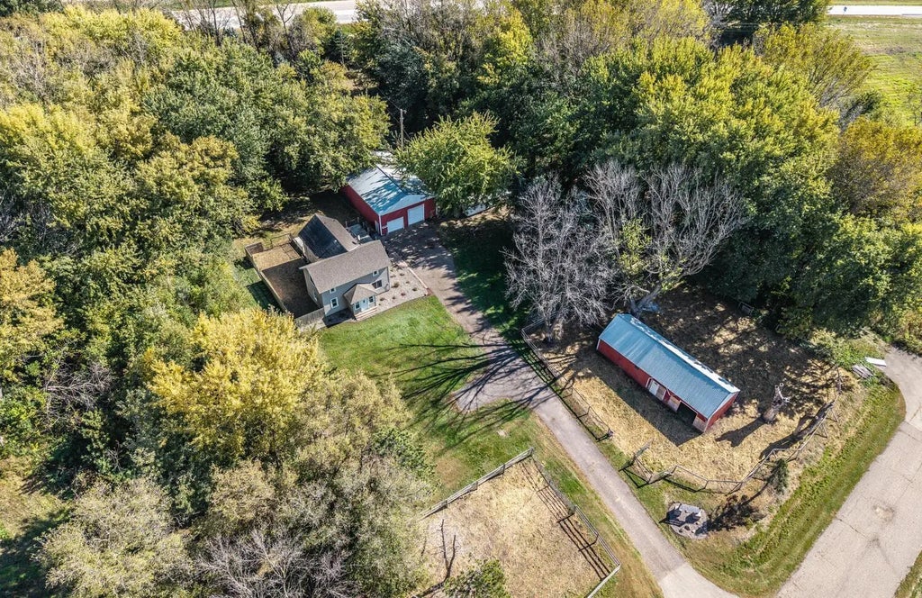 23820 Main Street, Hampton