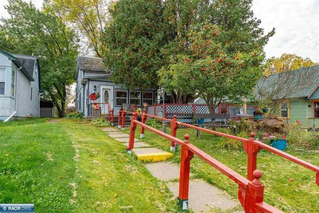 406 N 2nd Street, Tower