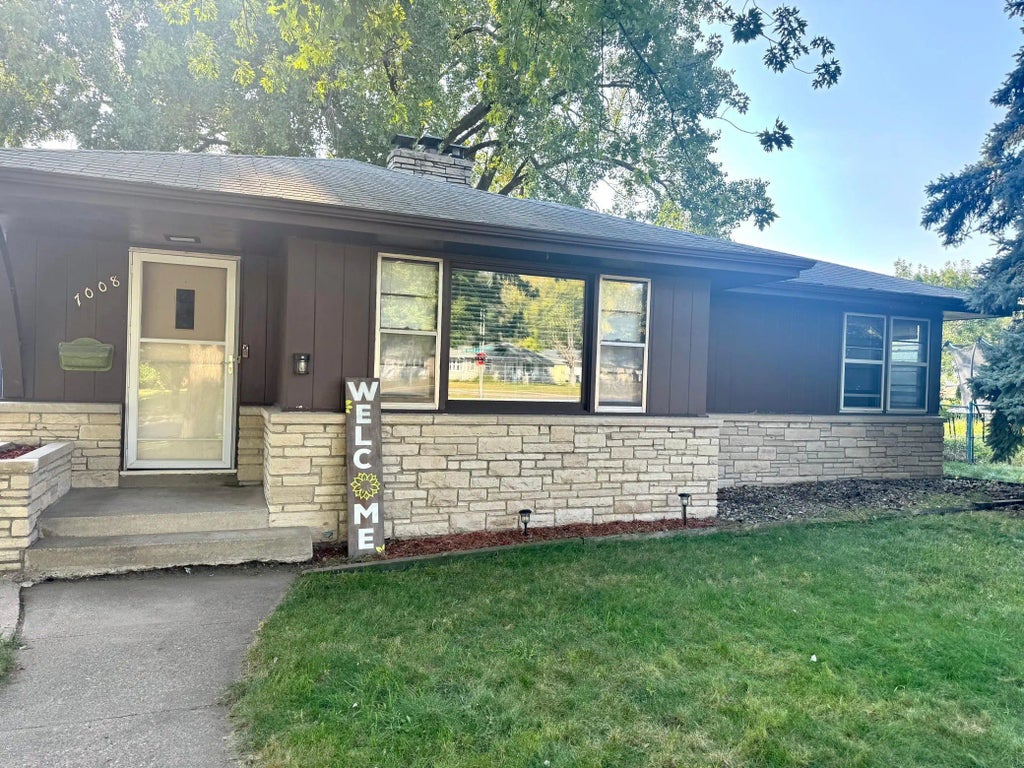 7008 S 17th Avenue S, Richfield