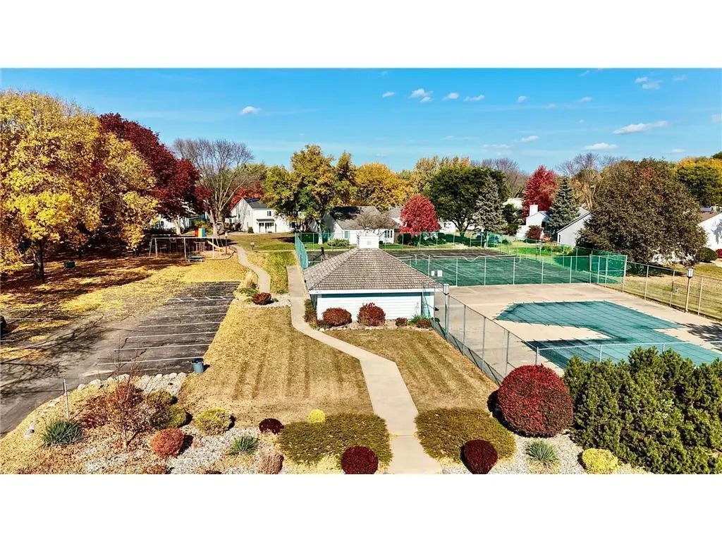 7534 Landau Drive, Bloomington