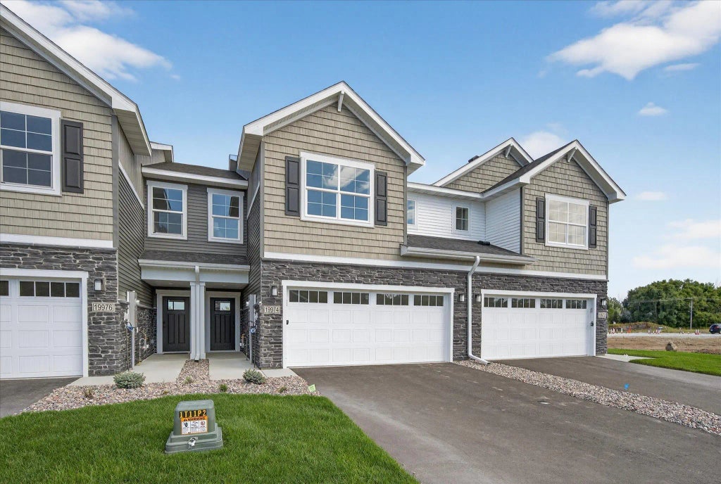 19974 Hunters Ridge, Corcoran