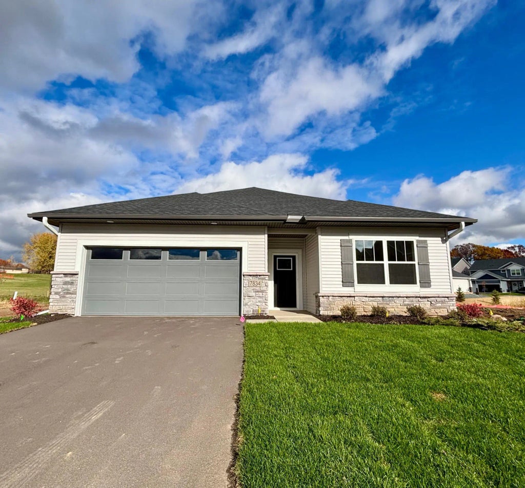 7834 Austin Path, Inver Grove Heights