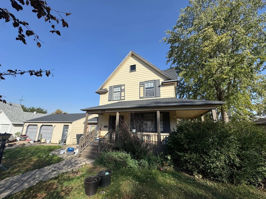 210 Delaware Avenue, Adrian