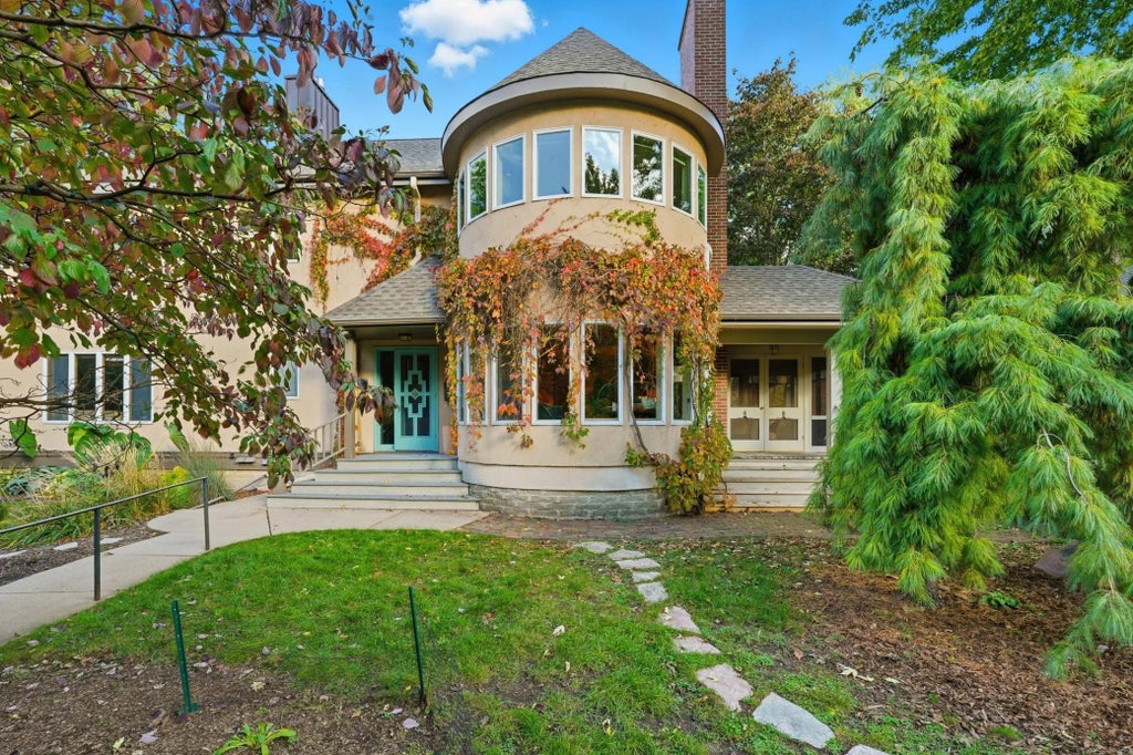 142 Cambridge Street, Saint Paul