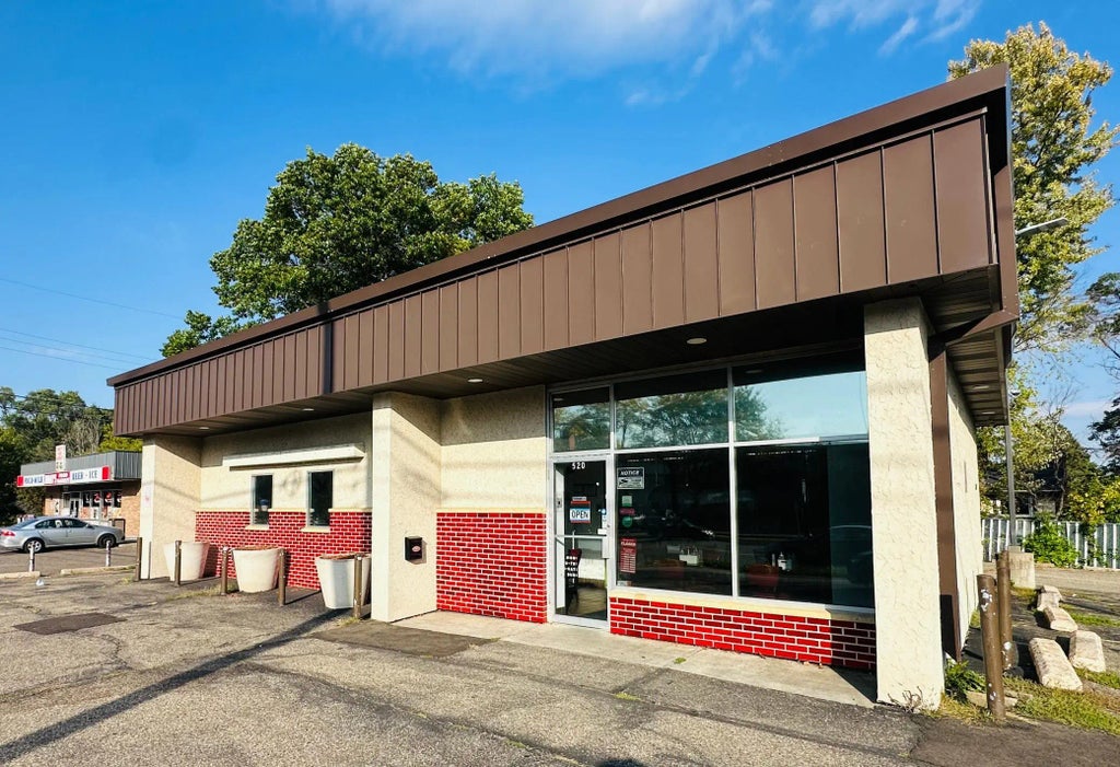 520 White Bear Avenue N, Saint Paul