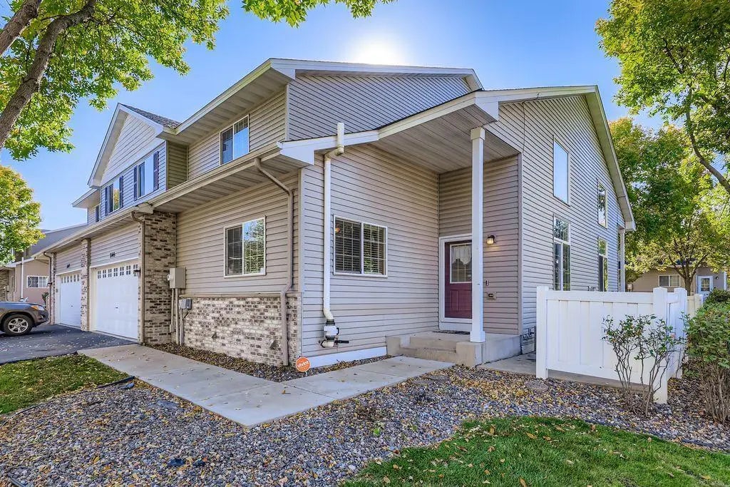 11445 16th Street Ne, Saint Michael