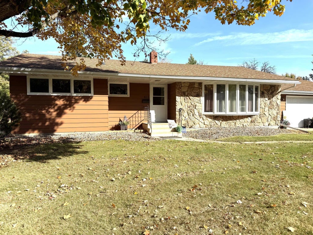 411 8th Street Ne, Fosston