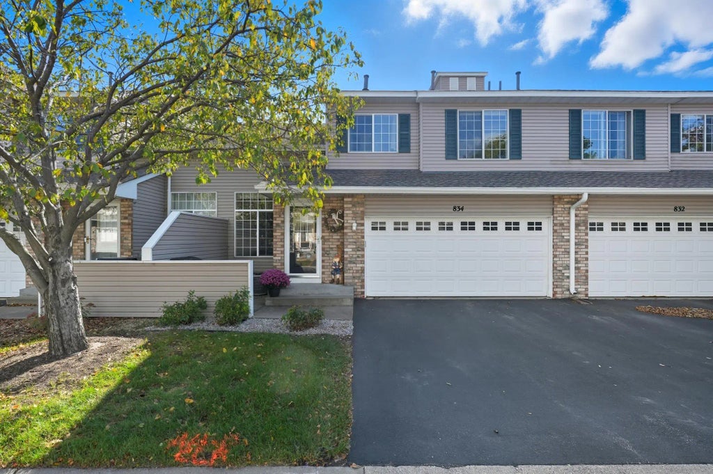 834 Summer Pines Circle, Hudson