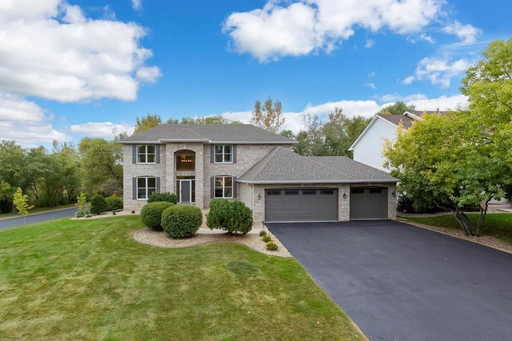 18780 Pathfinder Drive, Eden Prairie