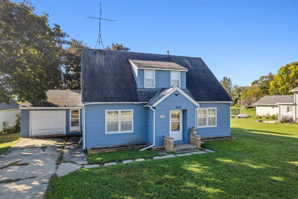 200 1st Street Se, Eitzen