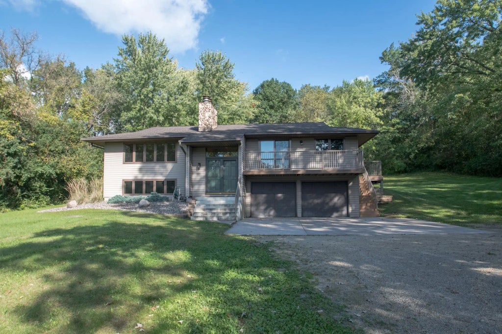 9350 Barnes Avenue, Inver Grove Heights