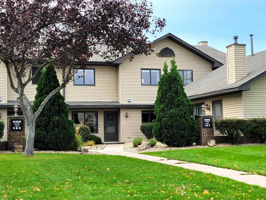 5465 Orleans Lane N 2, Plymouth