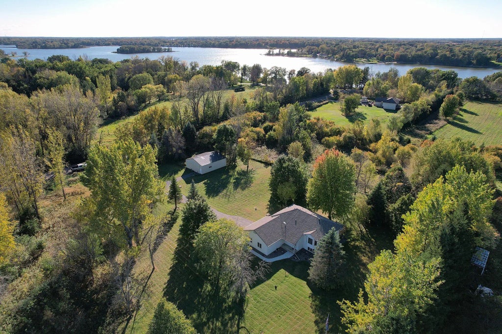 13860 325th Street, Chisago Lake Twp
