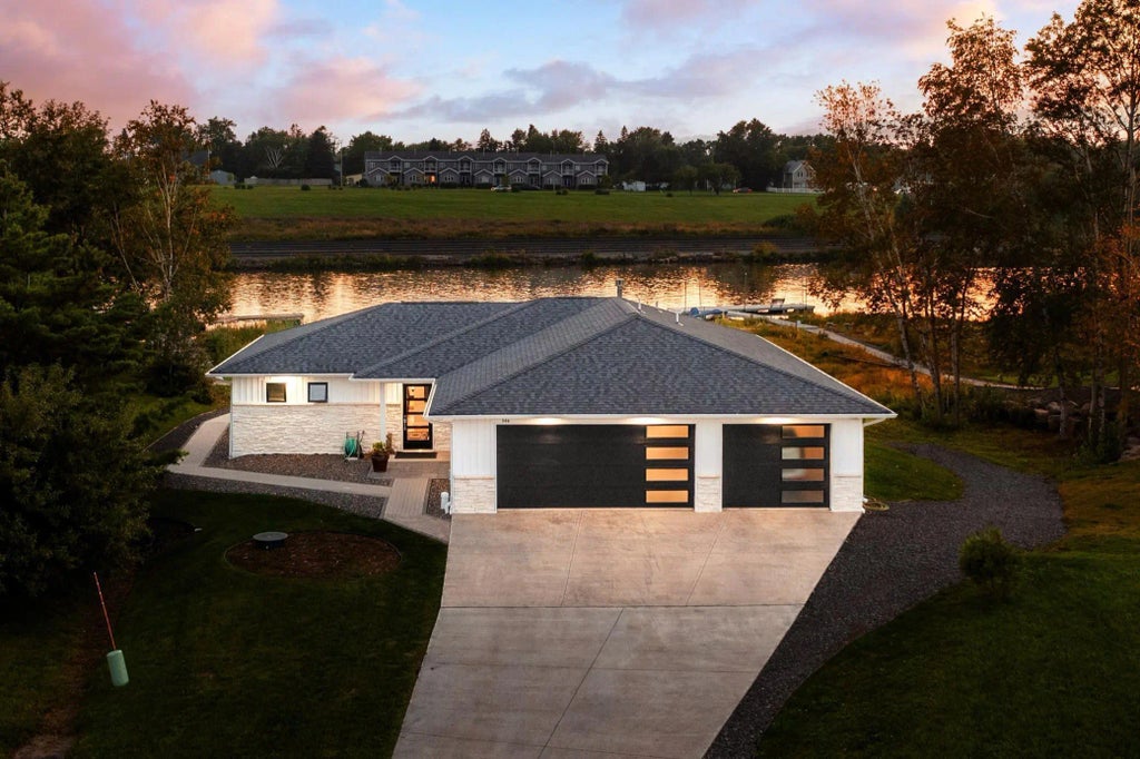 546 Marina Drive, Superior