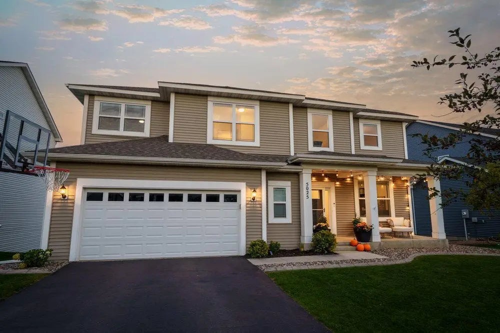 5025 Sandpebble Lane, Woodbury