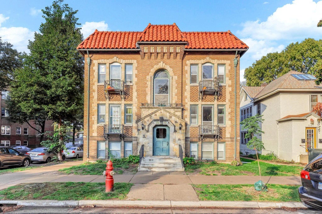 3252 Fremont Avenue S 203, Minneapolis