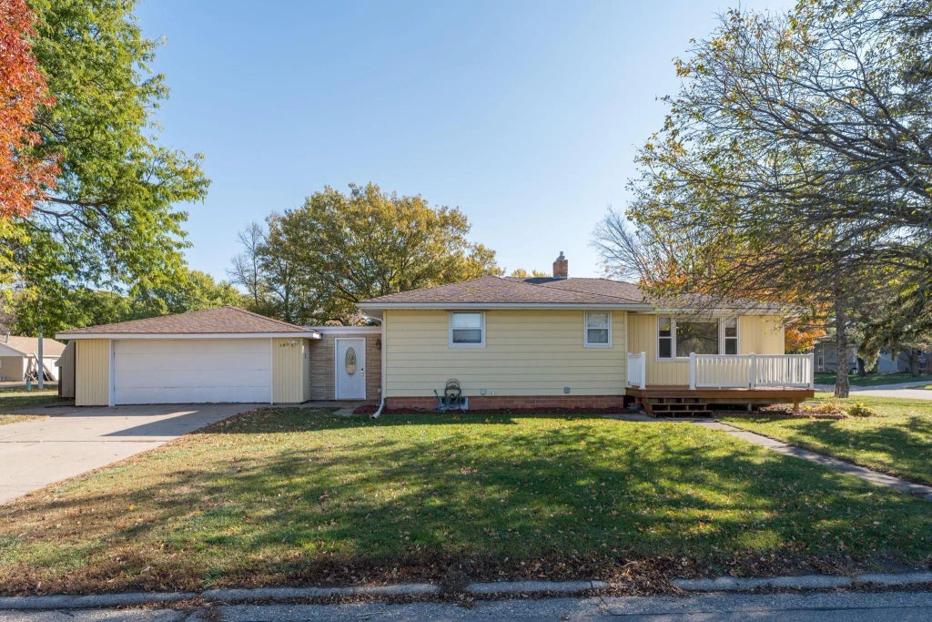 340 2nd Avenue S, Amboy