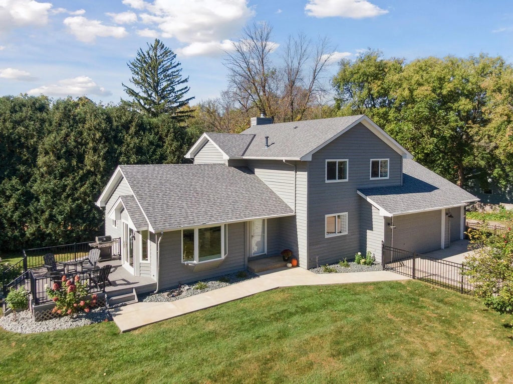 5670 Wedgewood Drive, Shorewood